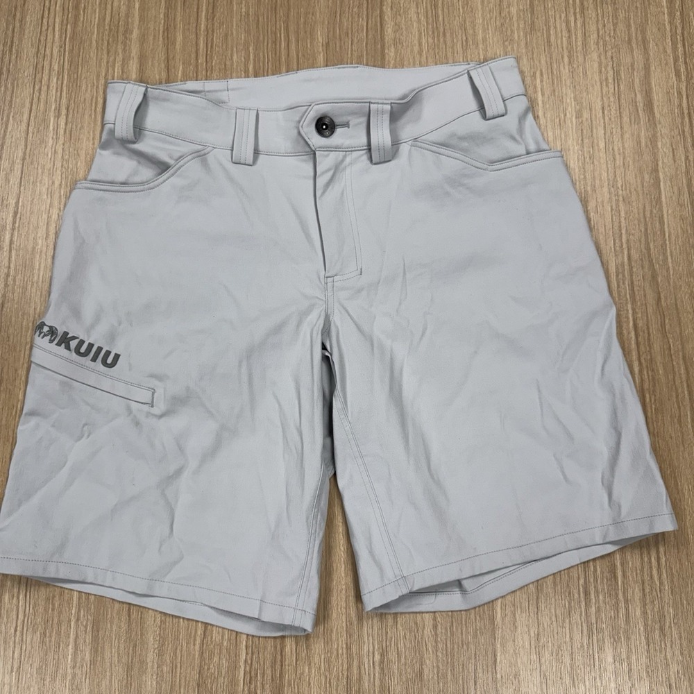 KUIU Switchback Shorts Mens 32 x 10" Lunar Hiking Outdoors Stretch Performance